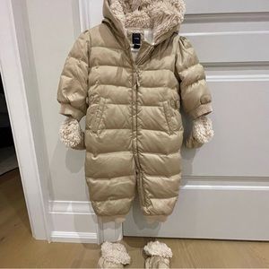 ❄️ Gap Snowsuit